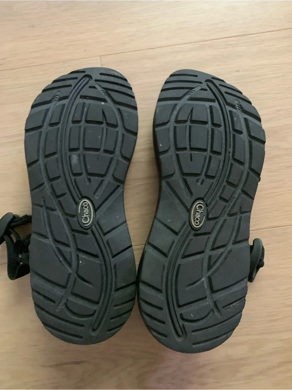 NWOB Chaco Z/2 Classic Black Adjustable Strap Outdoor Hiking Sandals Women’s 7